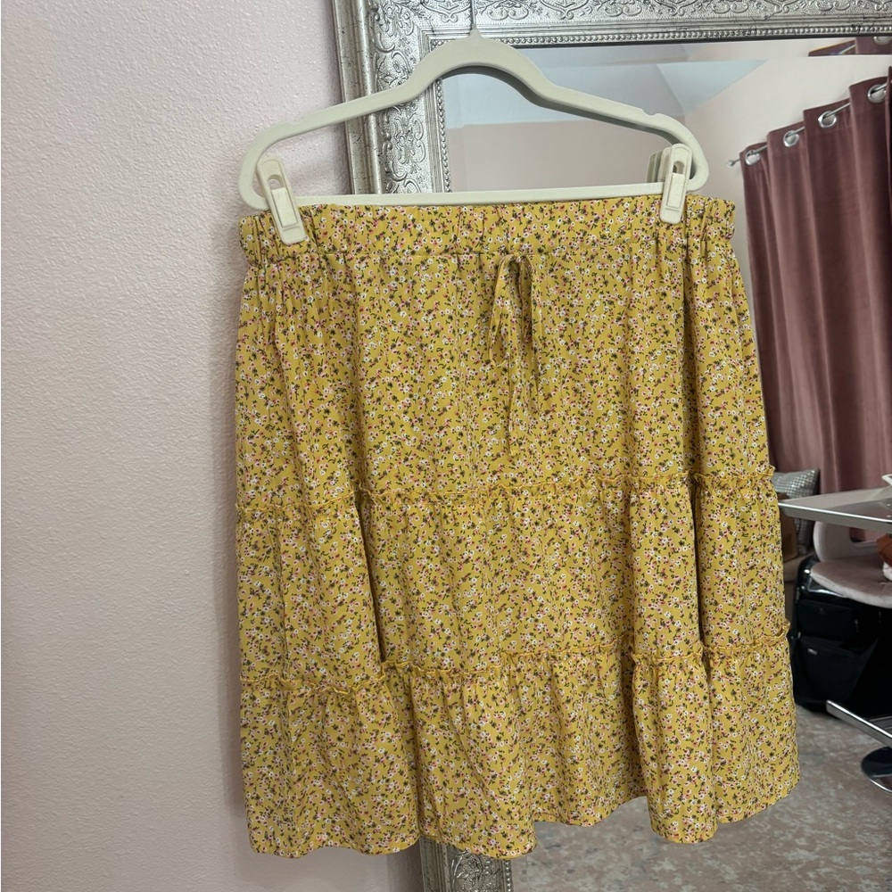SHEIN Mustard Floral A-Line Skirt